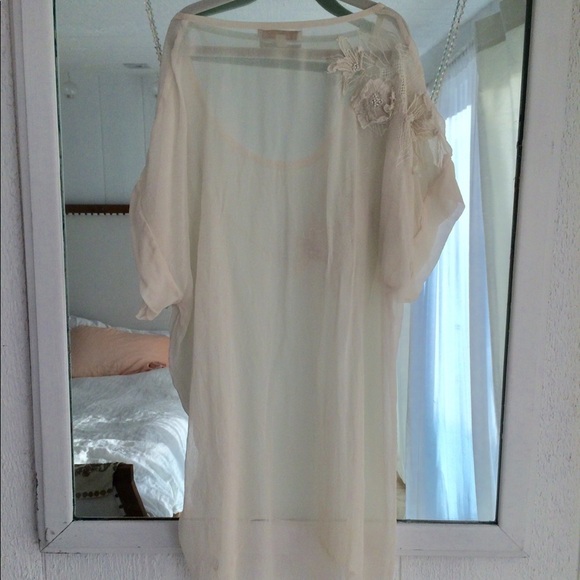 Beautiful Delicate Top NWOT! - Picture 6 of 9